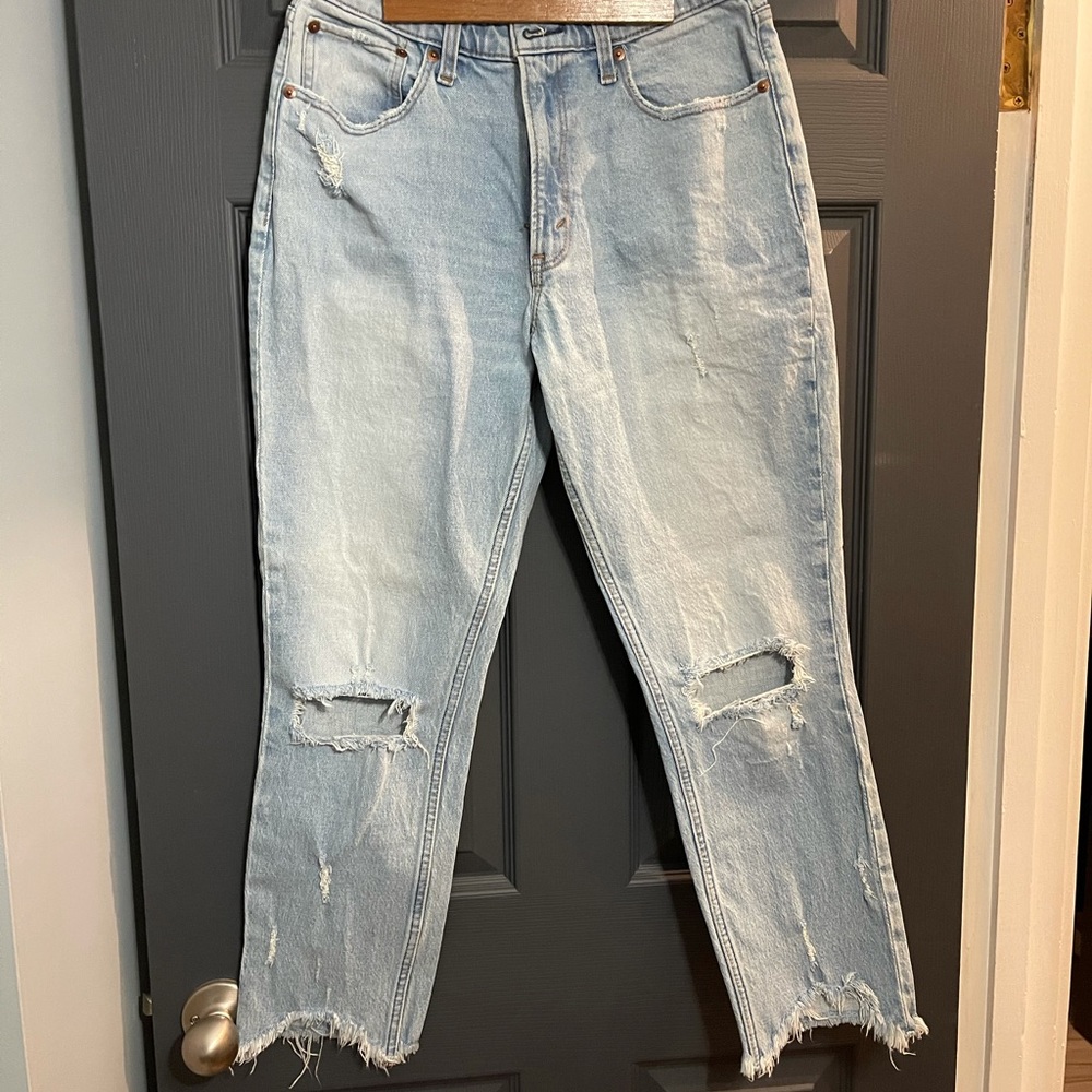 High Rise Mom Jeans - Picture 8 of 9